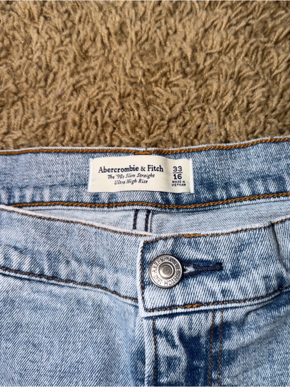 Women’s Abercrombie & Fitch 90’s Slim Straight Jeans Size 33/16 - Picture 7 of 7